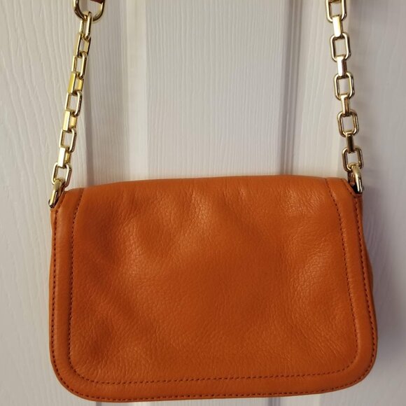 Michael Kors Deneuve Small Shoulder leather bag in Orange - Picture 5 of 15